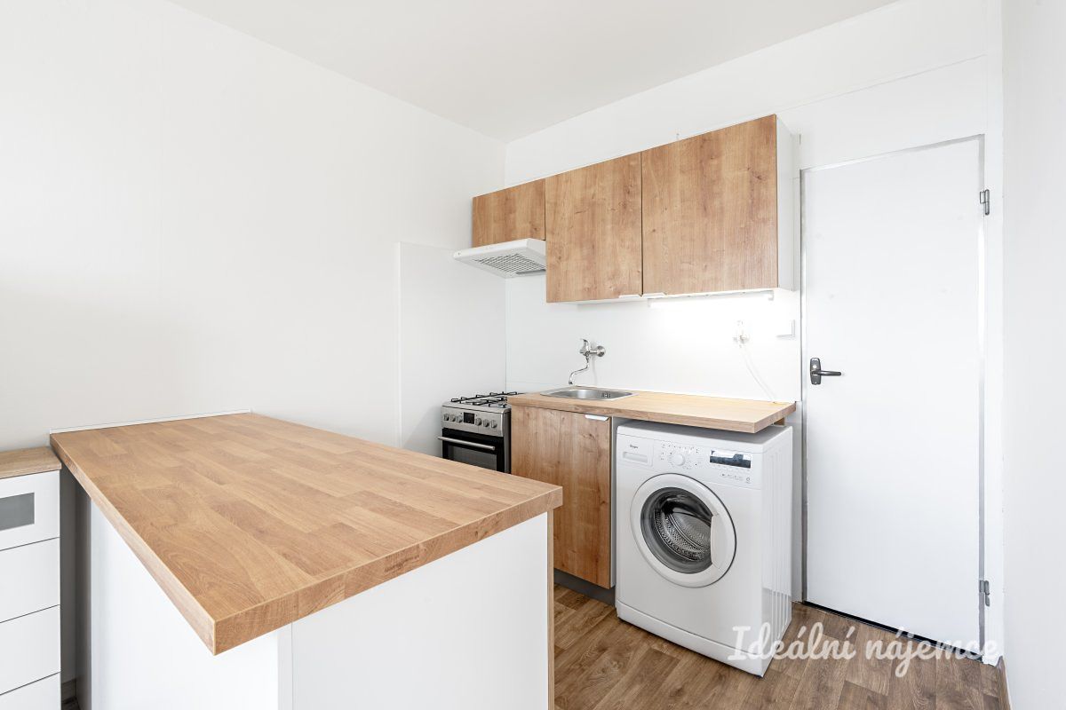 Pronájem bytu 3+1 67 m² – fotografie 3