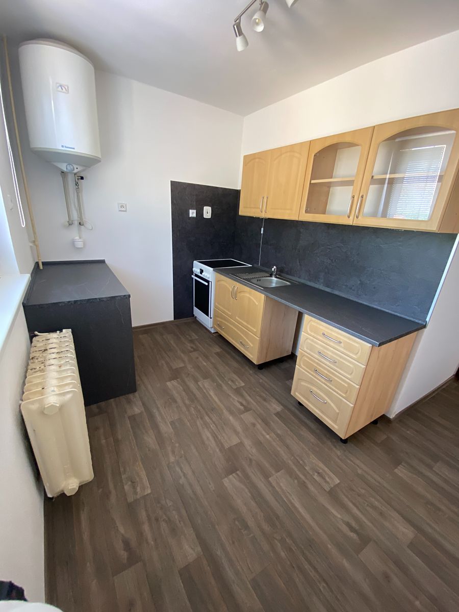 Pronájem bytu 3+1 65 m² – fotografie 2