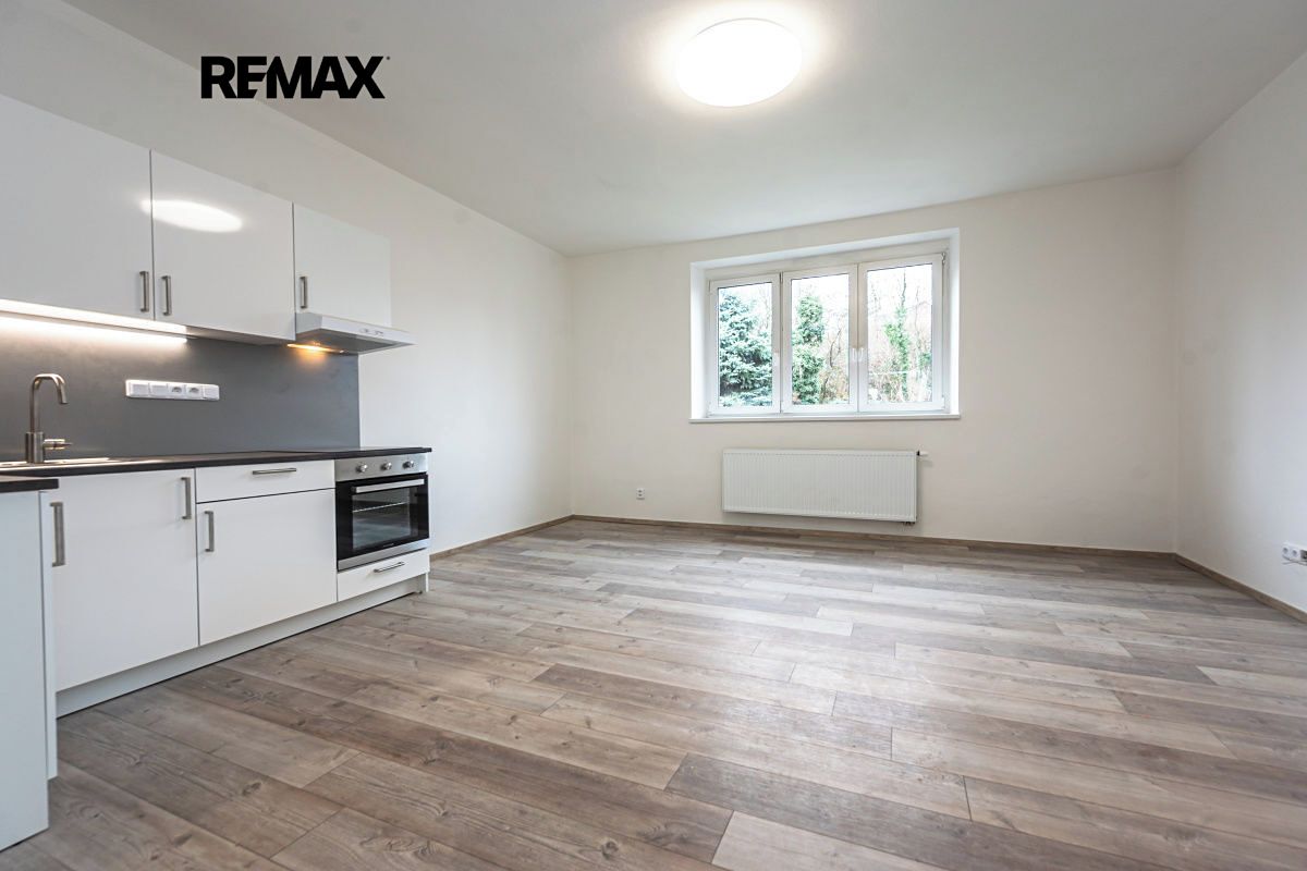 Pronájem bytu 2+kk 49 m²