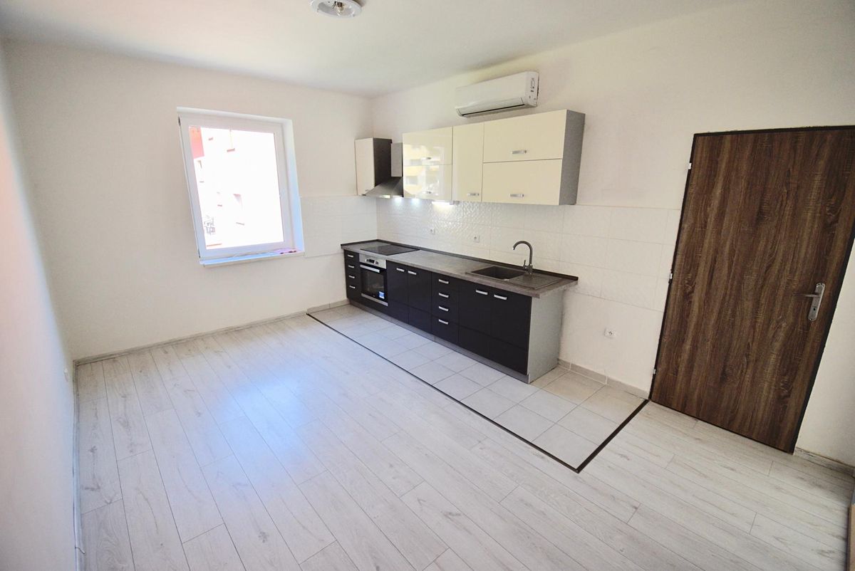 Pronájem bytu 2+1 63 m²