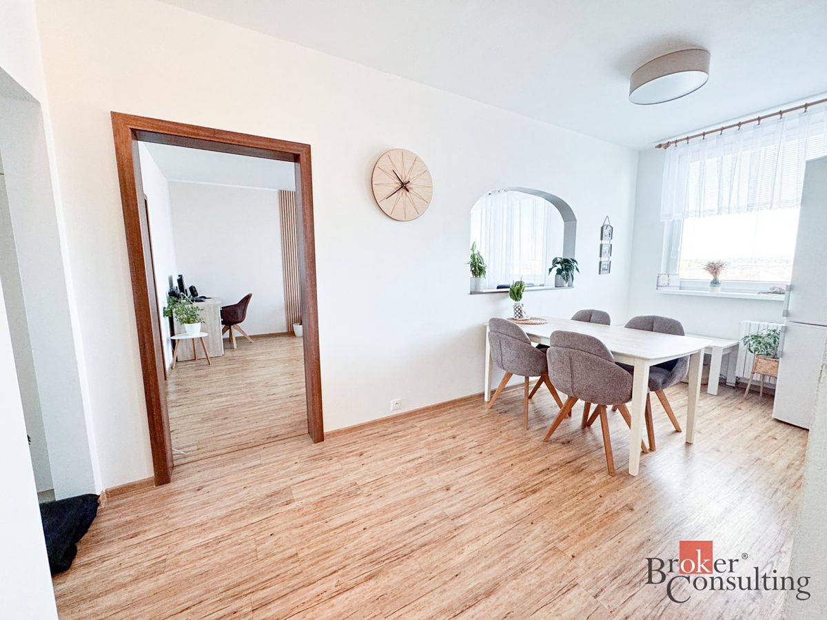 Pronájem bytu 3+1 76 m² – fotografie 3