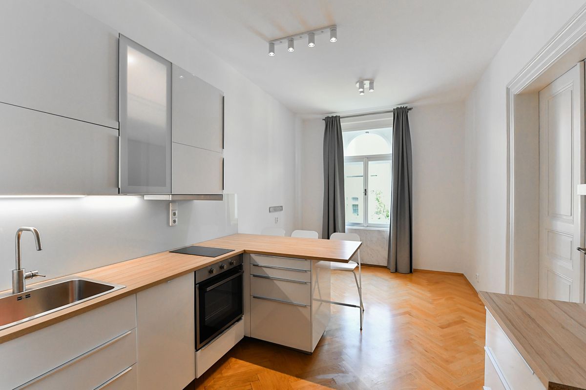 Pronájem bytu 2+kk 40 m²