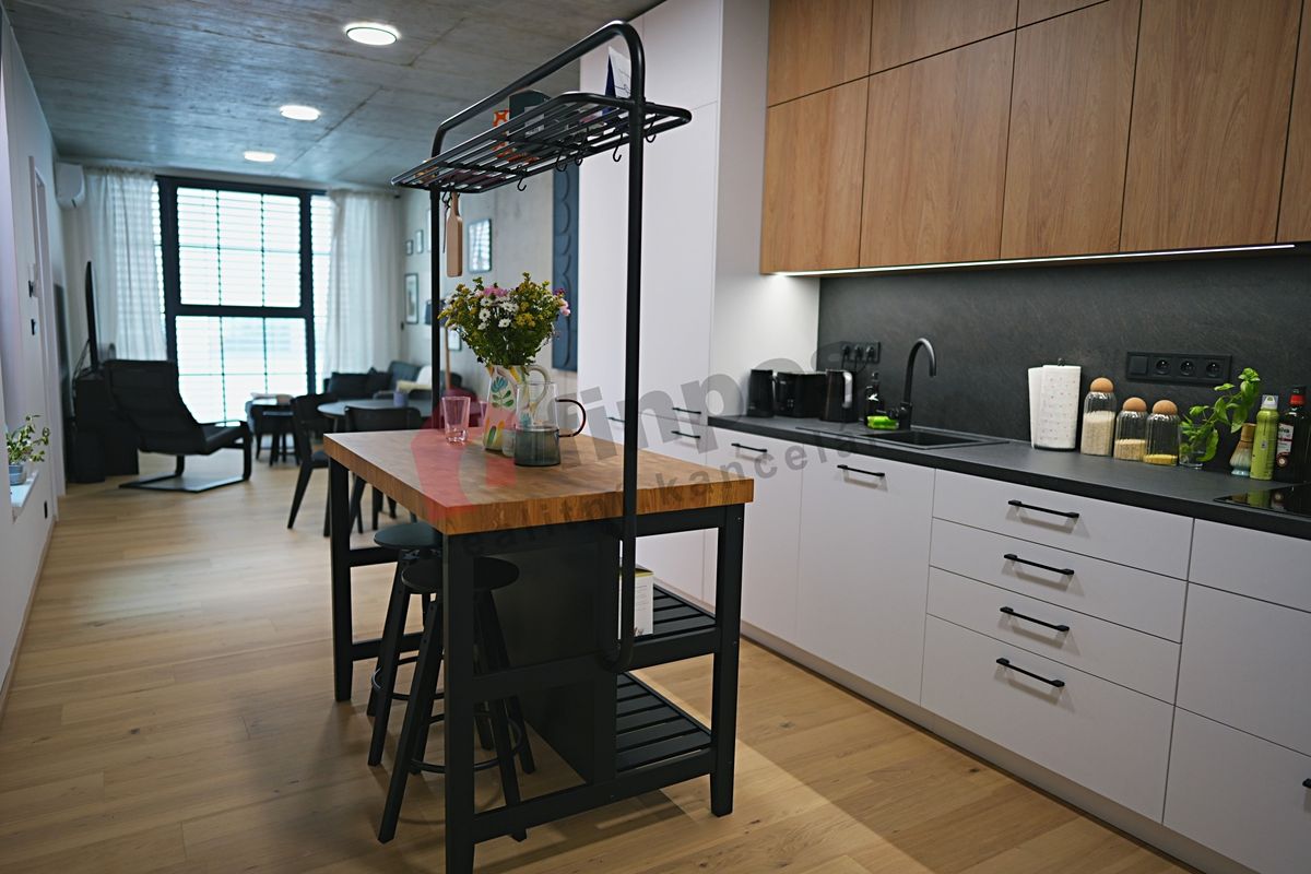 Pronájem bytu 3+kk 73 m²