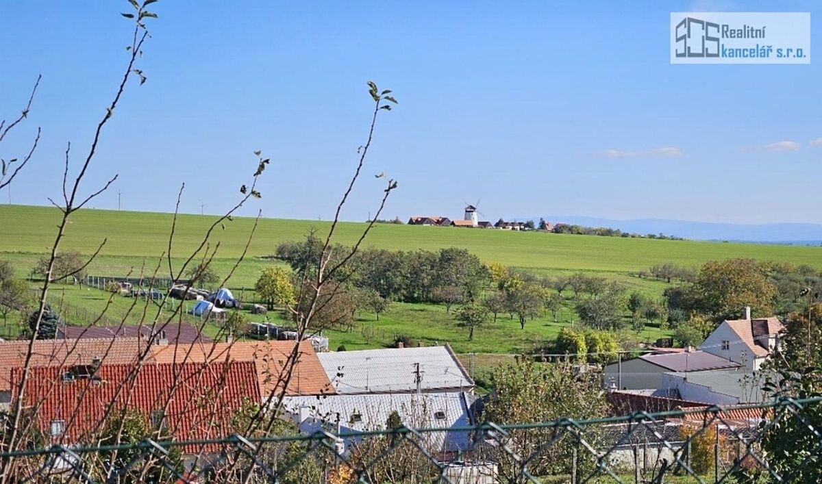 Prodej stavebního pozemku 1500 m² – fotografie 5