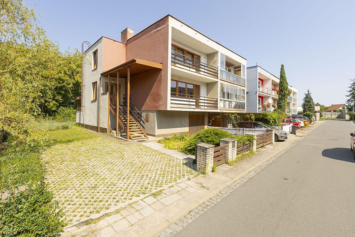Pronájem bytu pokoje 15 m²