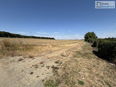 Prodej stavebního pozemku 1500 m²