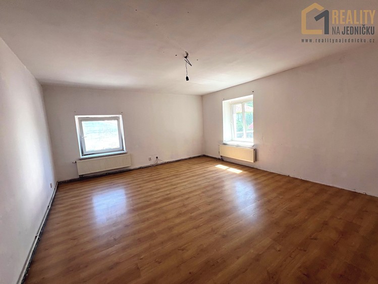 Комерційне приміщення на продаж, 370 м² (26 з 42)