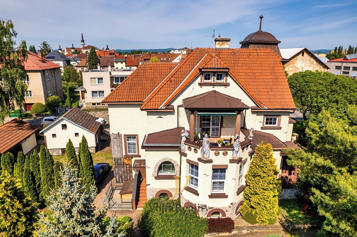 Prodej rodinného domu 497 m², pozemek 1515 m² – fotografie 5