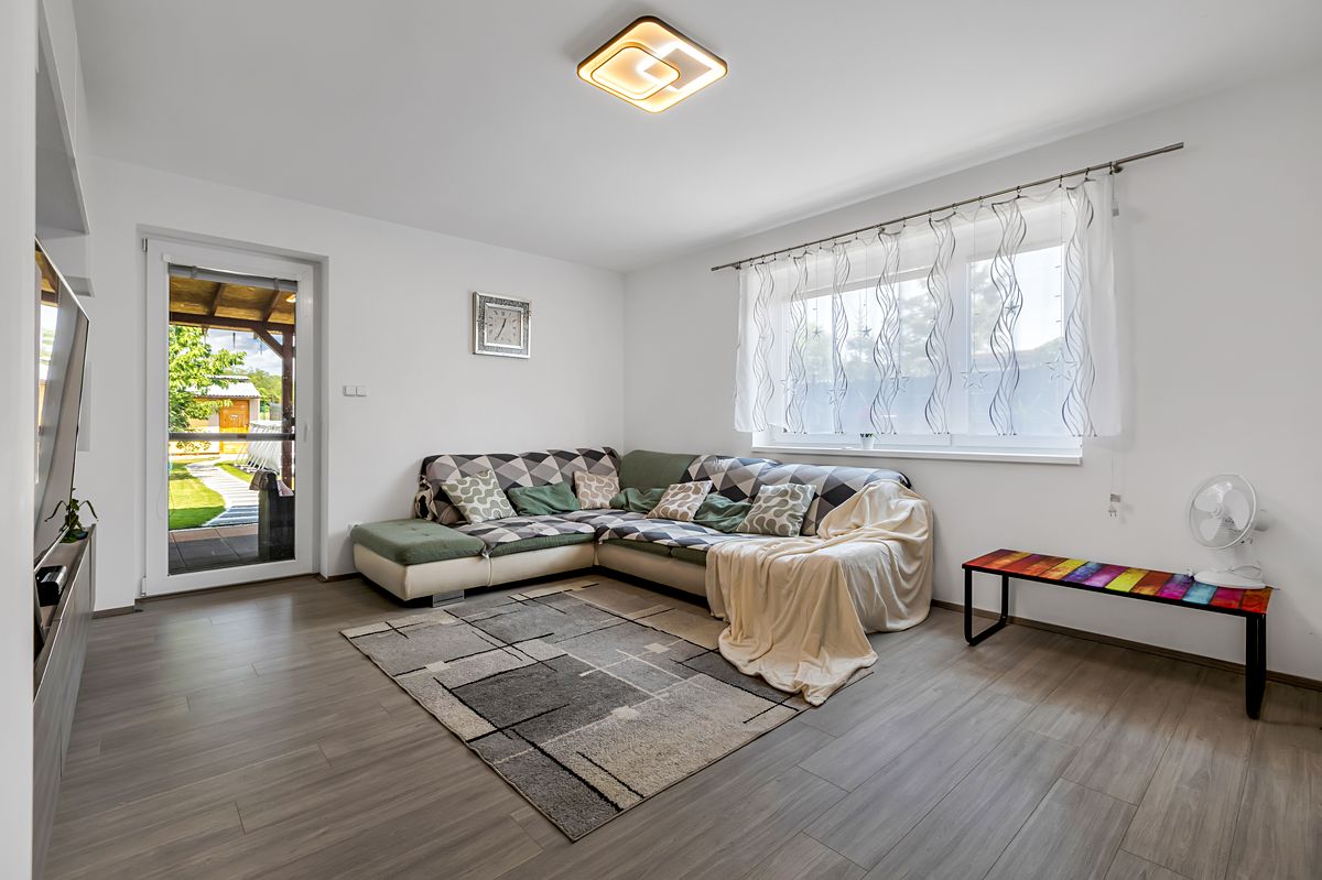 Prodej rodinného domu 150 m², pozemek 437 m² – fotografie 5