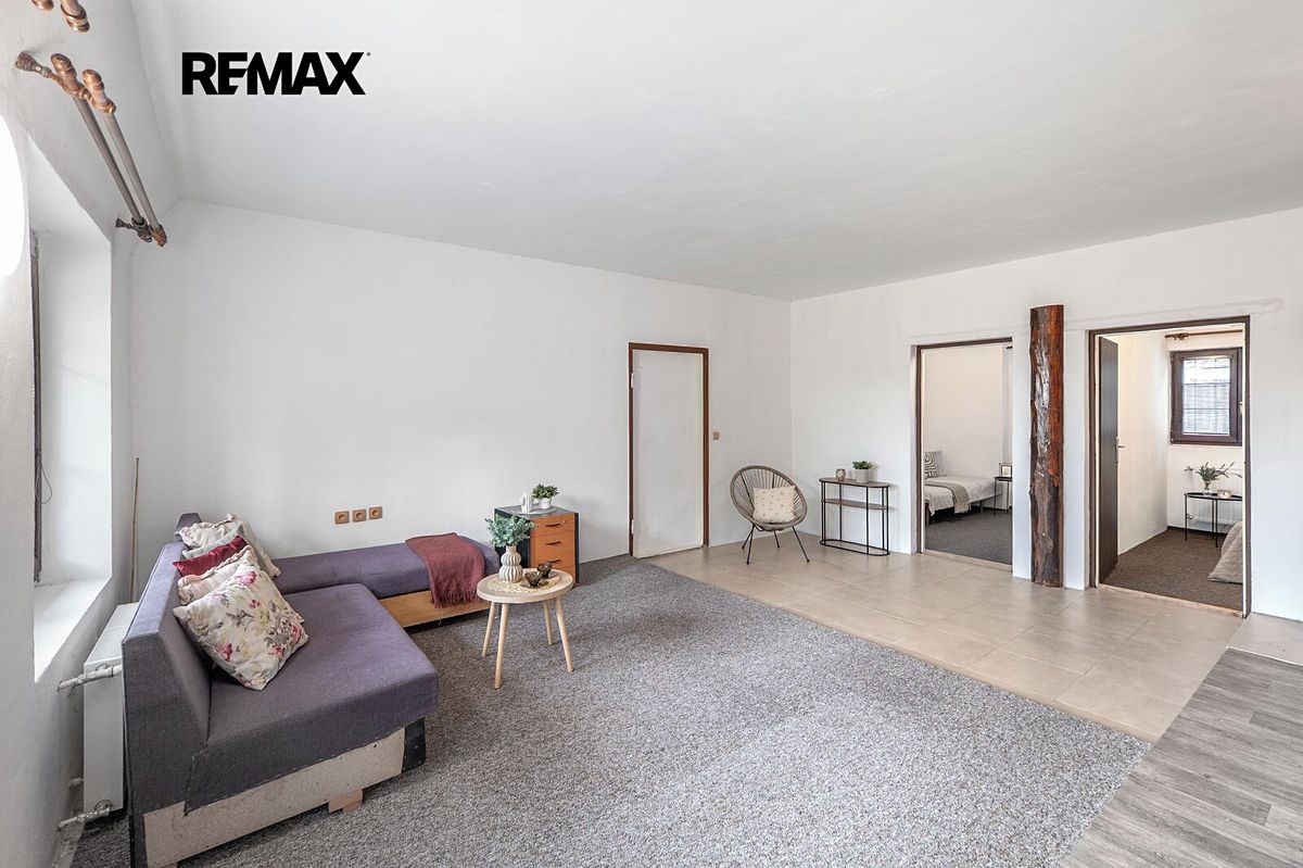 Prodej rodinného domu 192 m², pozemek 1769 m² – fotografie 4