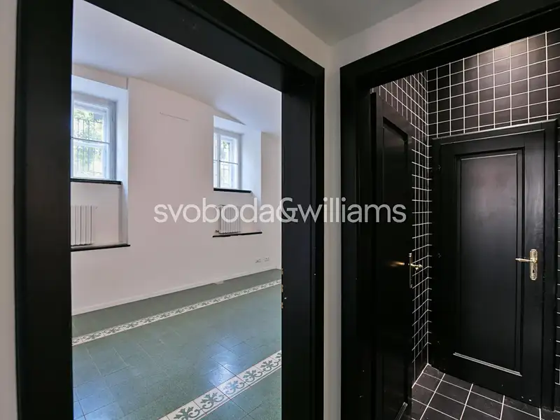 Prodej obchodního prostoru 132 m², Praha – náhled fotky 3
