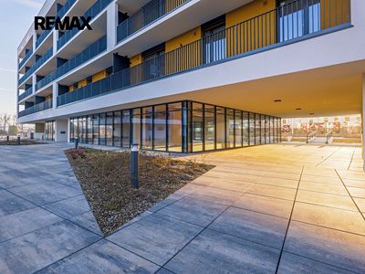 Pronájem obchodního prostoru 199 m²