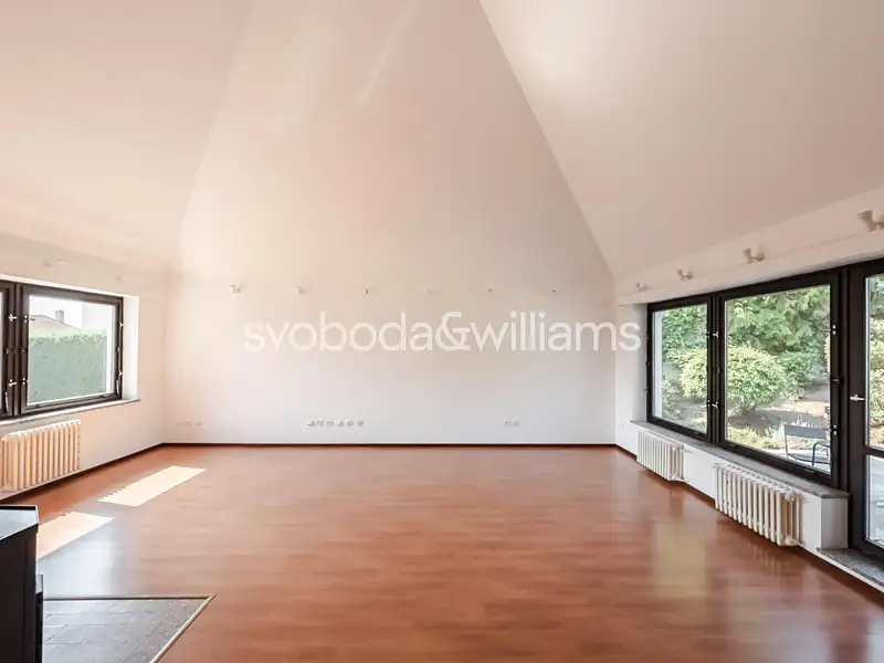 Pronájem rodinného domu 417 m², pozemek 999 m², Praha – náhled fotky 3