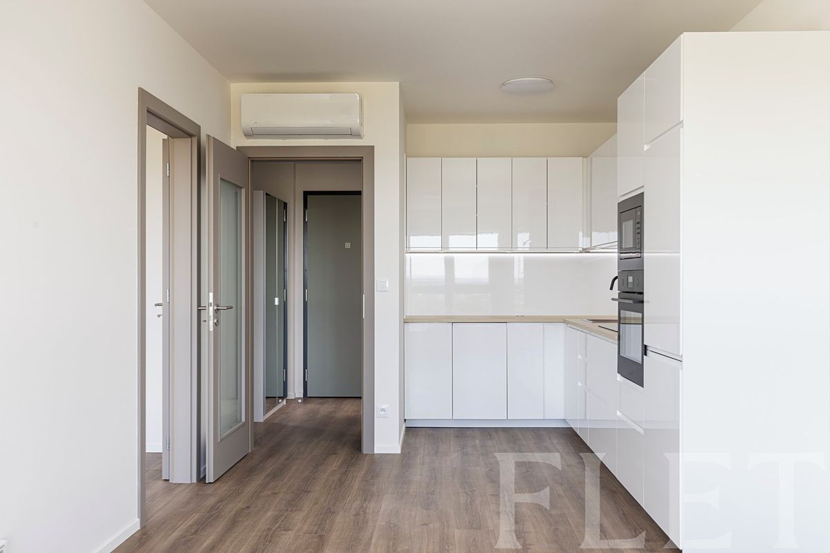 Pronájem bytu 2+kk 50 m²
