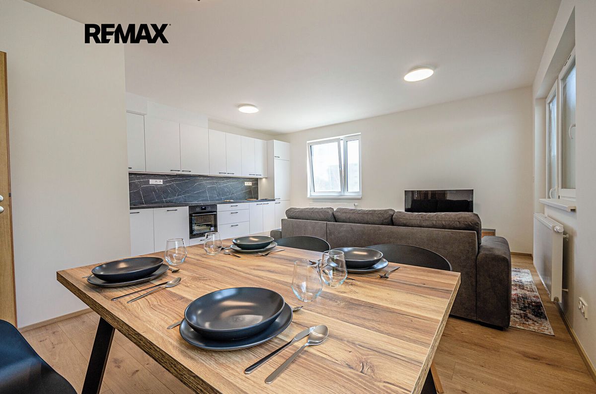 Prodej bytu 1+kk 43 m² (Jednopodlažní)