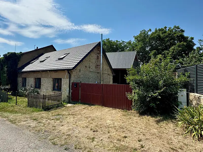 Prodej rodinného domu 160 m², pozemek 405 m², Kroučová – náhled fotky 2