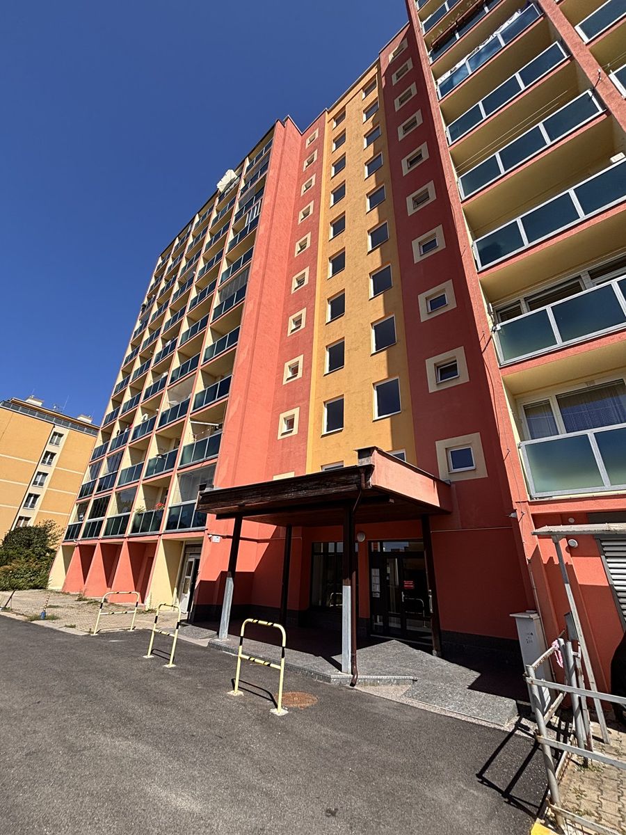 Pronájem bytu 1+kk 34 m²