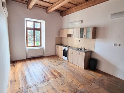 Pronájem bytu 2+kk 60 m²