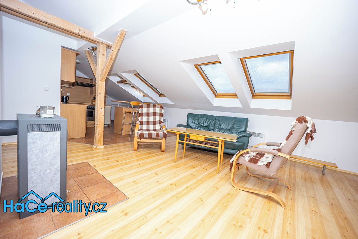 Pronájem bytu 2+kk 70 m² – fotografie 5