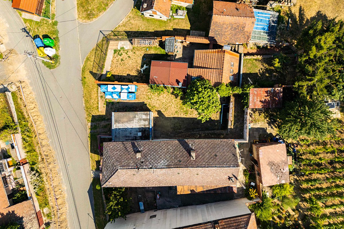 Prodej stavebního pozemku 161 m² – fotografie 3