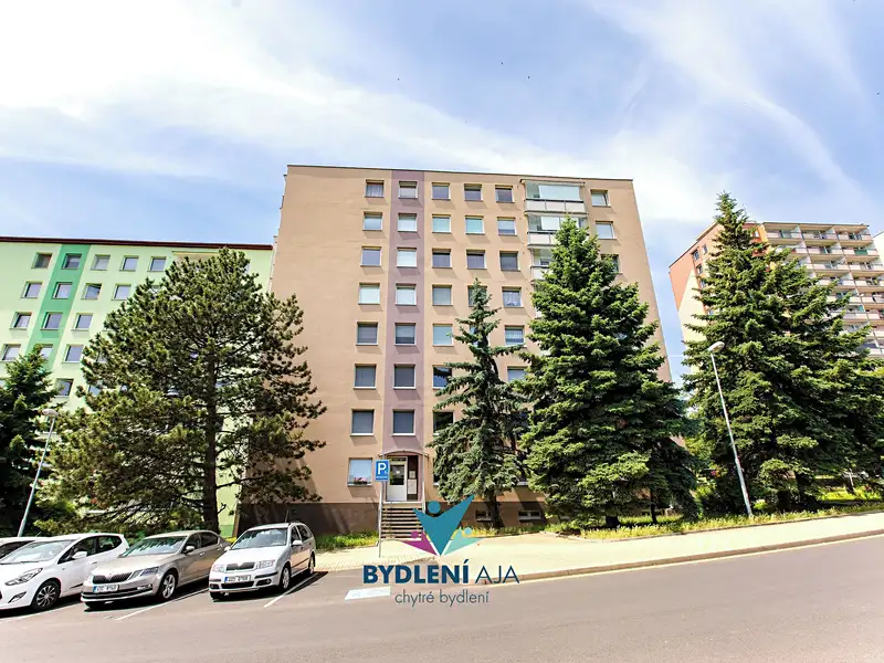 Prodej bytu 3+1 68 m², Teplice – náhled fotky 1