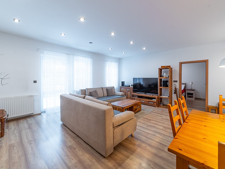 Prodej komerčního prostoru, 417 m² (3 z 36)