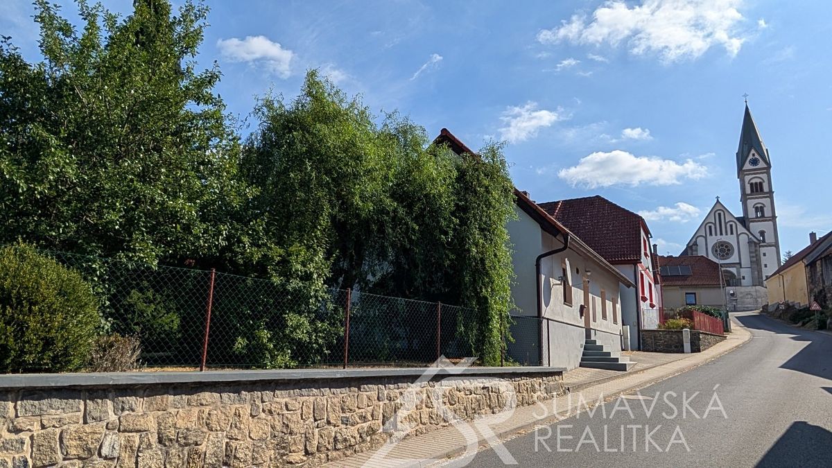 Prodej rodinného domu 69 m², pozemek 672 m² – fotografie 3