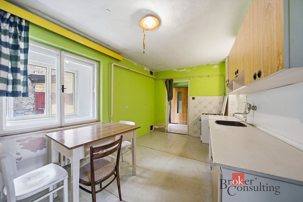 Prodej rodinného domu 100 m², pozemek 662 m² – fotografie 5