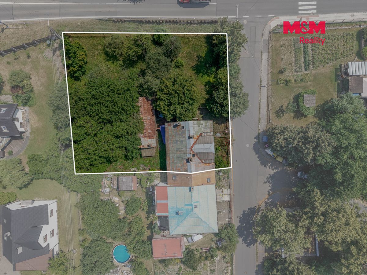 Prodej rodinného domu 206 m², pozemek 1247 m² – fotografie 3