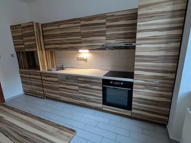Pronájem bytu 3+1 85 m², Strakonice – náhled fotky 3