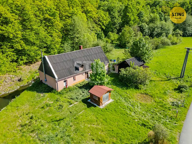 Prodej rodinného domu 120 m², pozemek 2690 m², Vysoká – náhled fotky 3