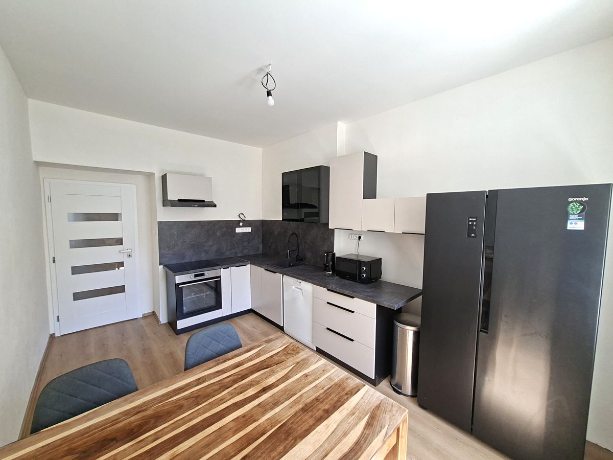 Pronájem bytu 3+1 105 m²