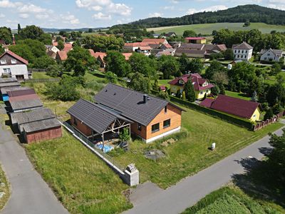 Prodej rodinného domu 183 m², pozemek 2003 m²