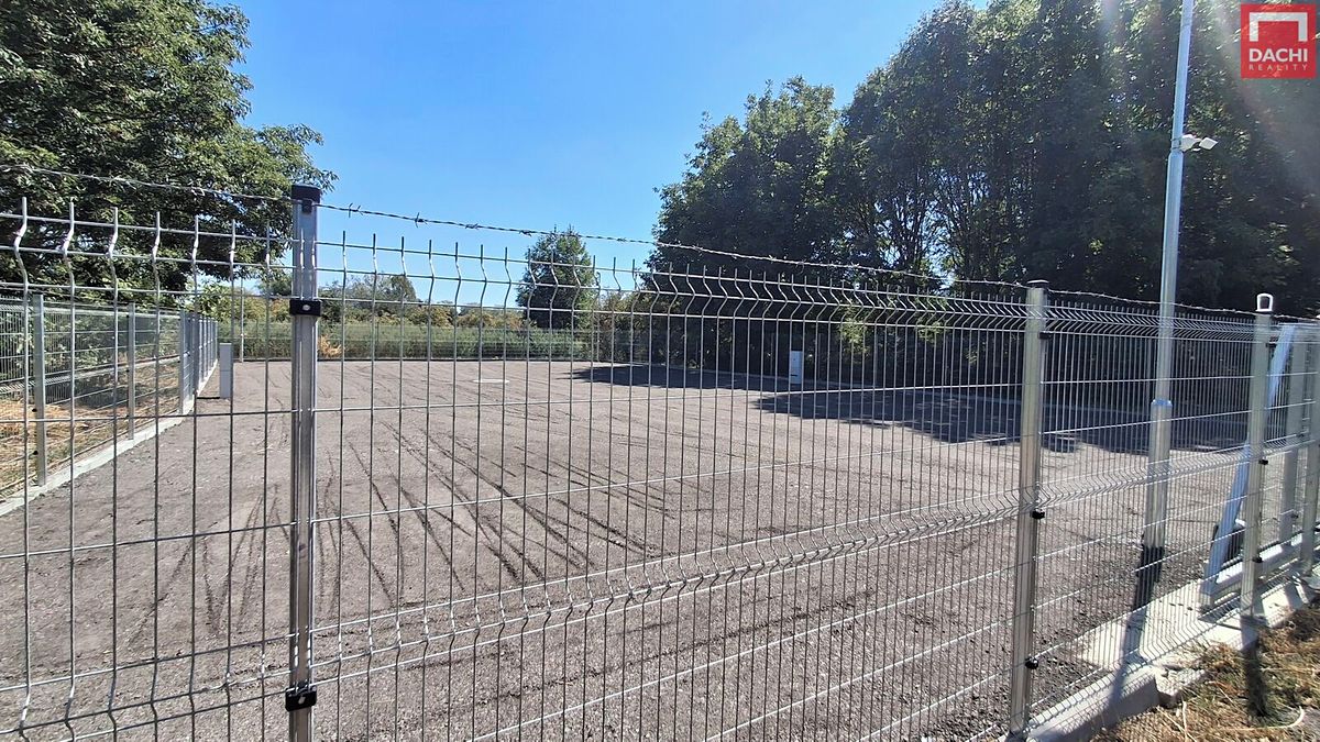 Pronájem komerčního pozemku 743 m² – fotografie 3