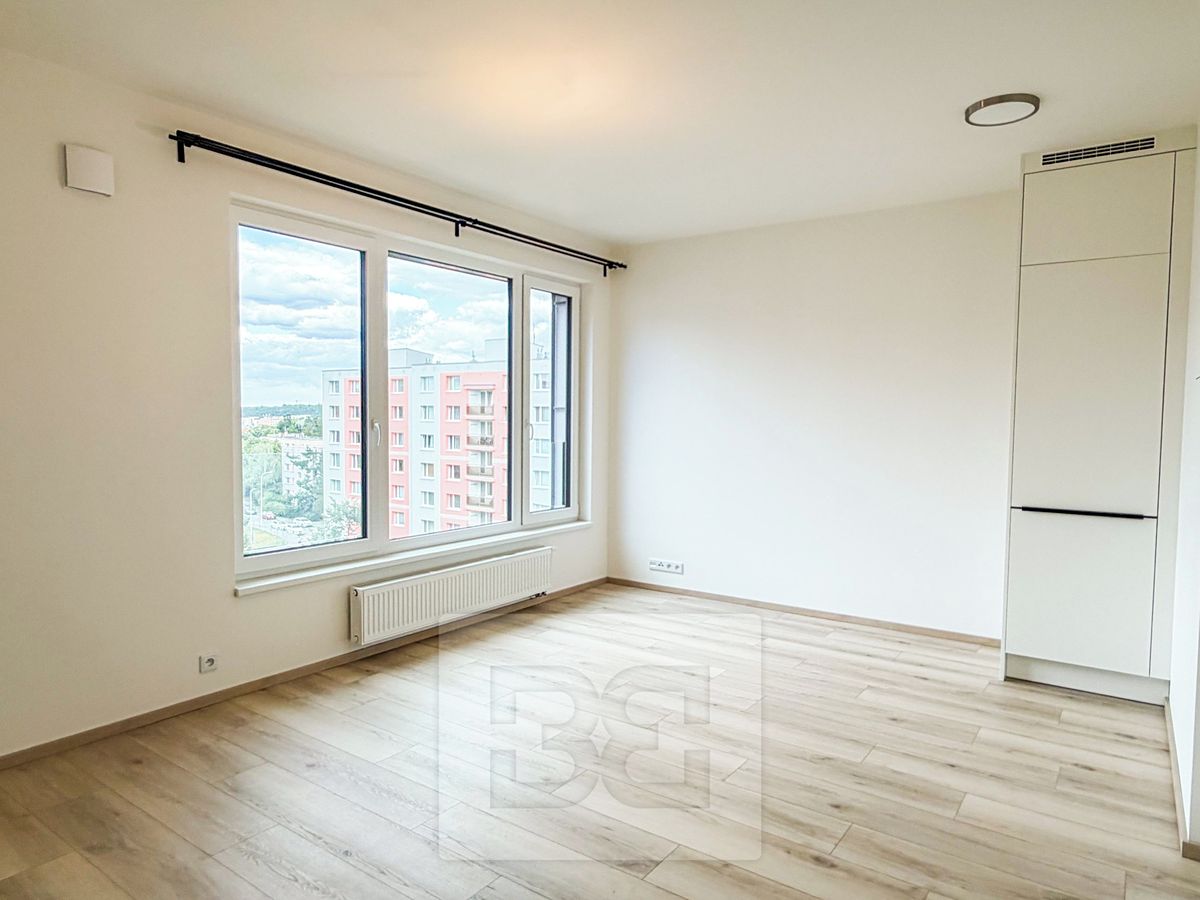 Pronájem bytu 2+kk 45 m²