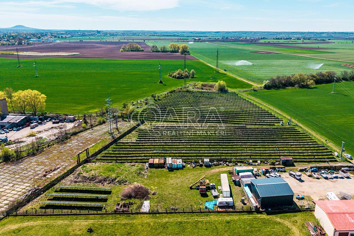 Prodej komerčního pozemku 1000 m², Mlékojedy – fotka 1 z 3