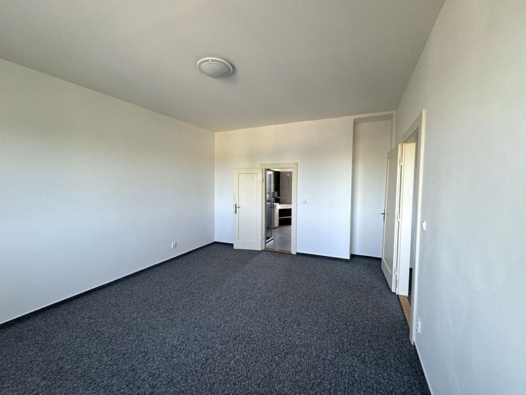 Квартира 3+1 в оренду, 80 м² (11 з 16)
