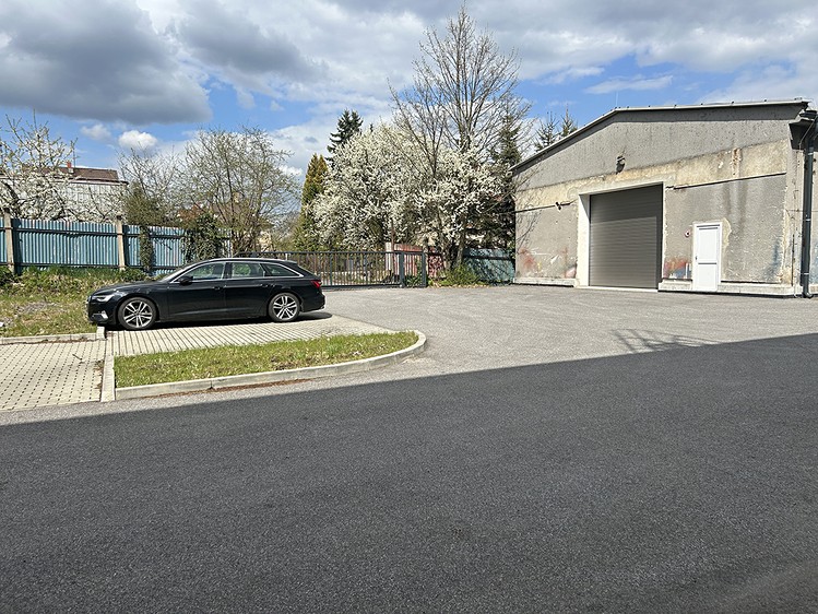 Pronájem komerčního prostoru, 400 m² (8 z 9)