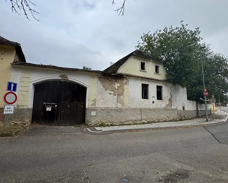 Prodej rodinného domu 80 m², pozemek 2618 m², Písek – náhled fotky 1