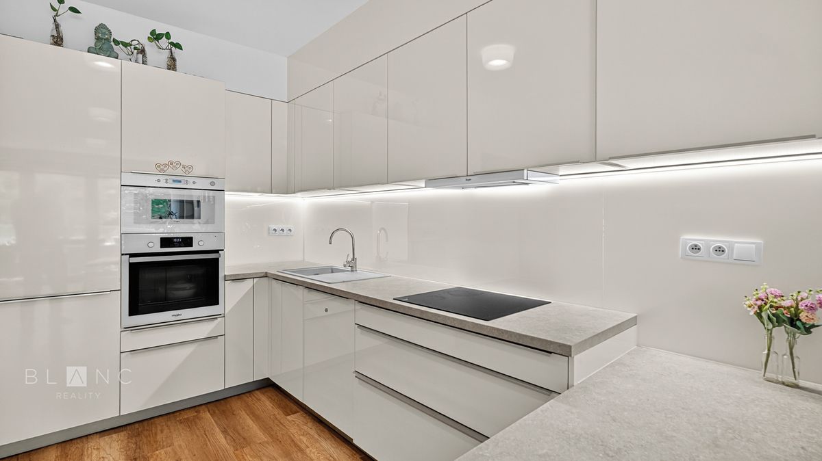 Prodej bytu 3+kk 74 m²