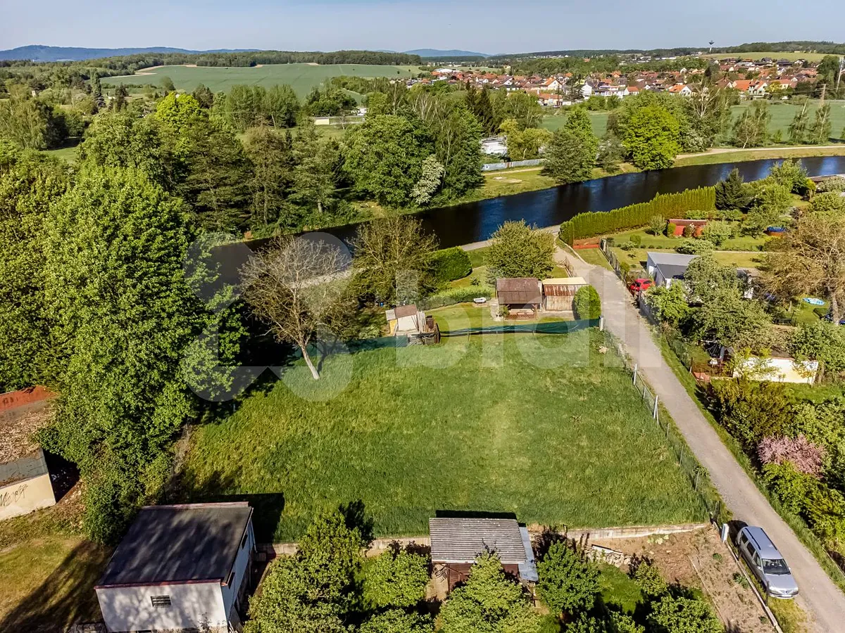 Prodej zahrady 1054 m²