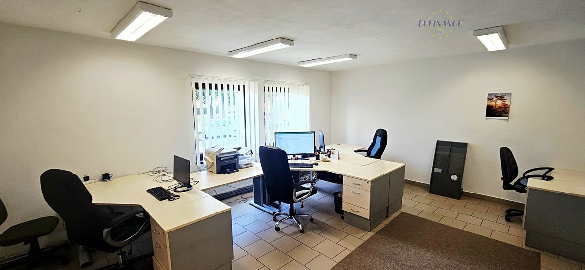 Prodej obchodního prostoru 235 m² – fotografie 5
