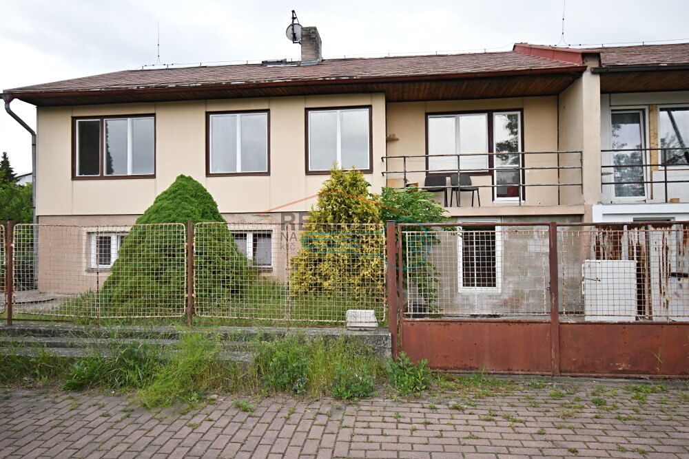 Prodej rodinného domu 352 m², pozemek 1385 m² – fotografie 5