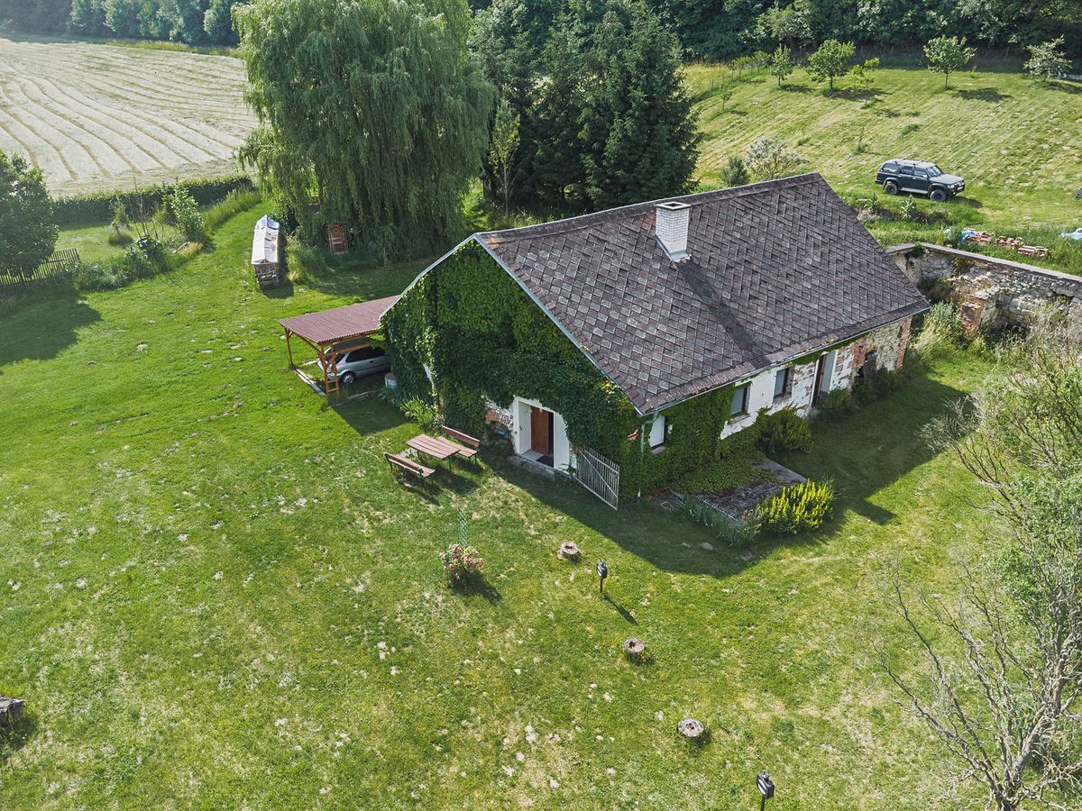 Prodej zemědělské usedlosti 132 m², pozemek 30106 m² – fotografie 2
