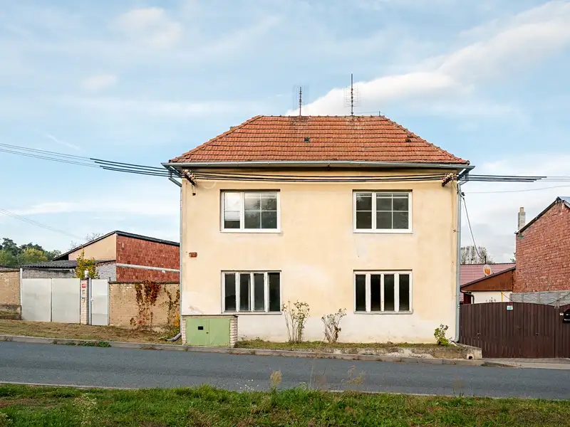 Prodej rodinného domu 206 m², pozemek 1275 m², Moravský Písek – náhled fotky 1