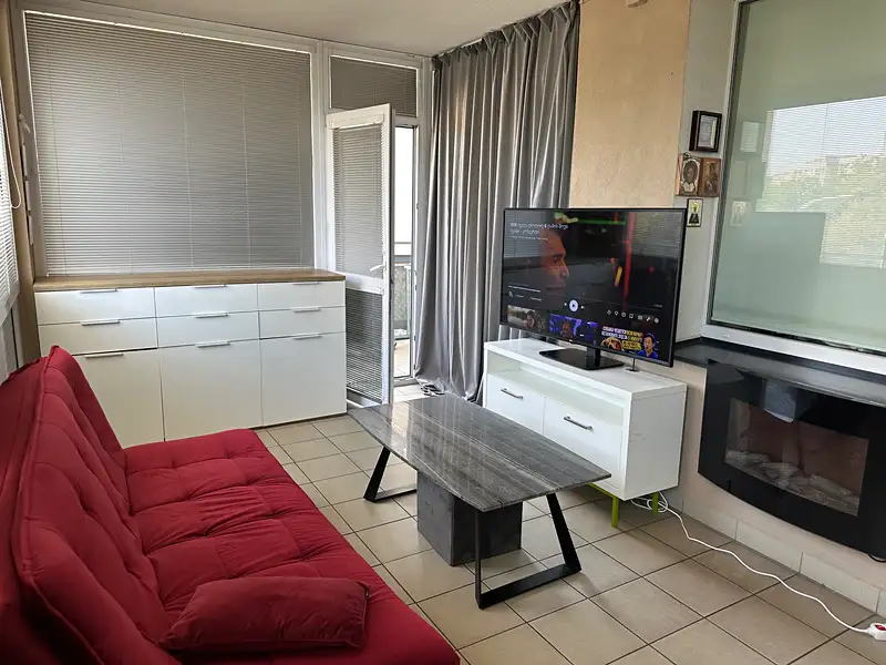 Prodej bytu 1+kk 23 m², Praha – náhled fotky 1