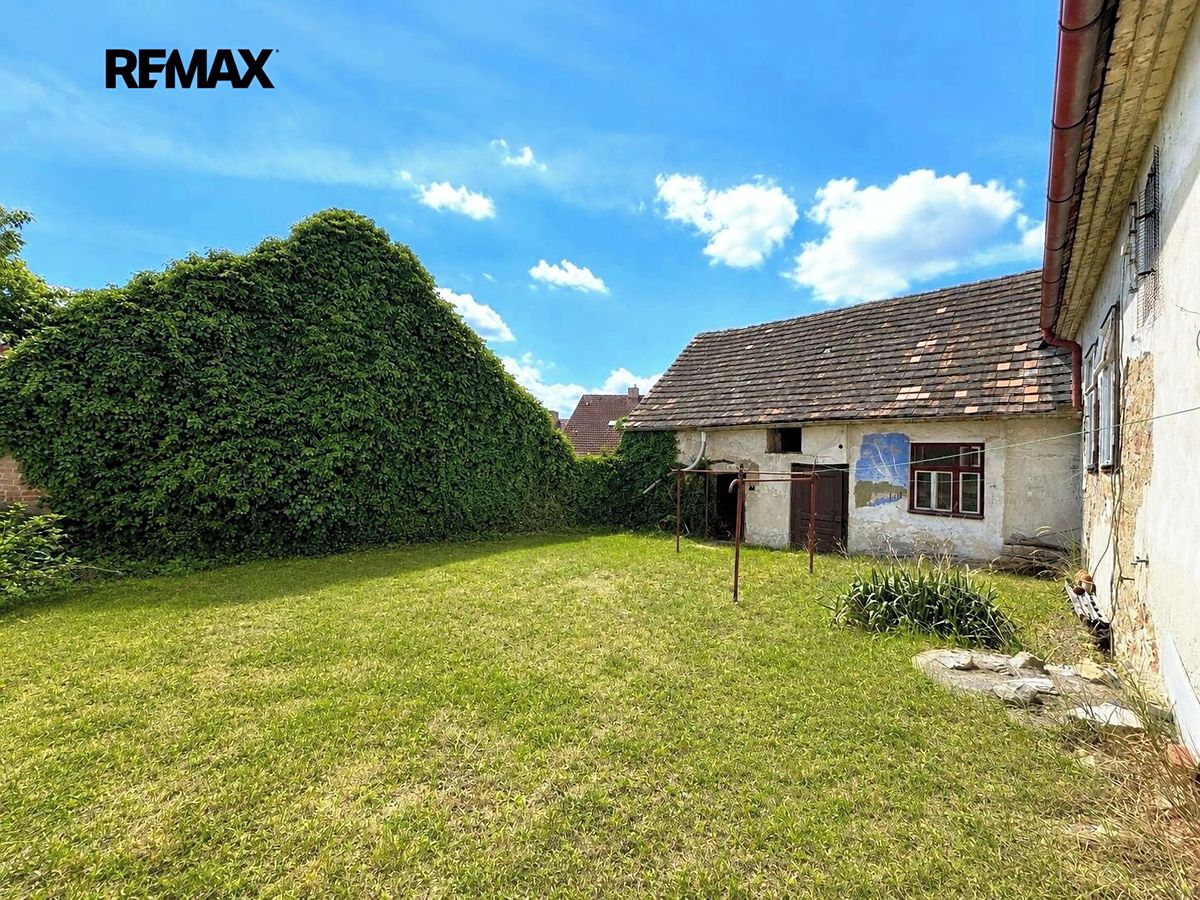 Prodej rodinného domu 86 m², pozemek 321 m² – fotografie 3