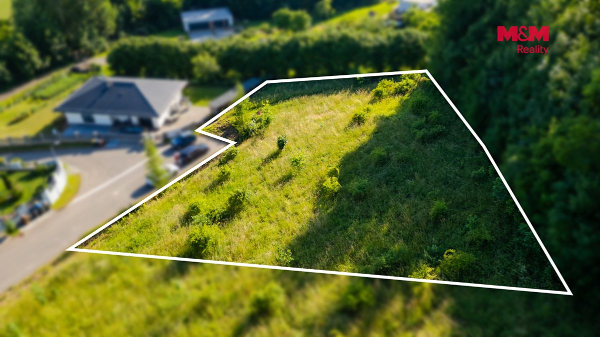 Prodej stavebního pozemku 1831 m² – fotografie 3