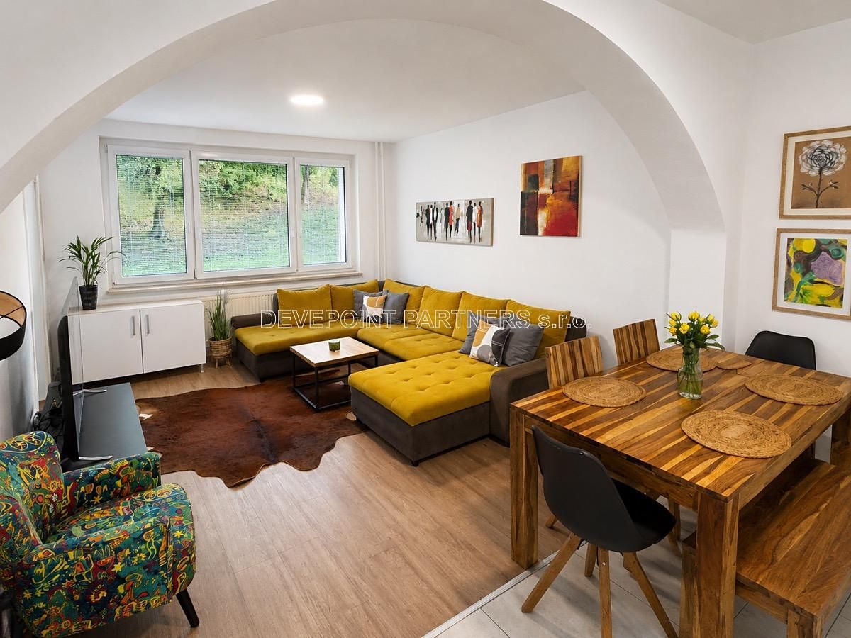 Prodej bytu 4+kk 77 m²