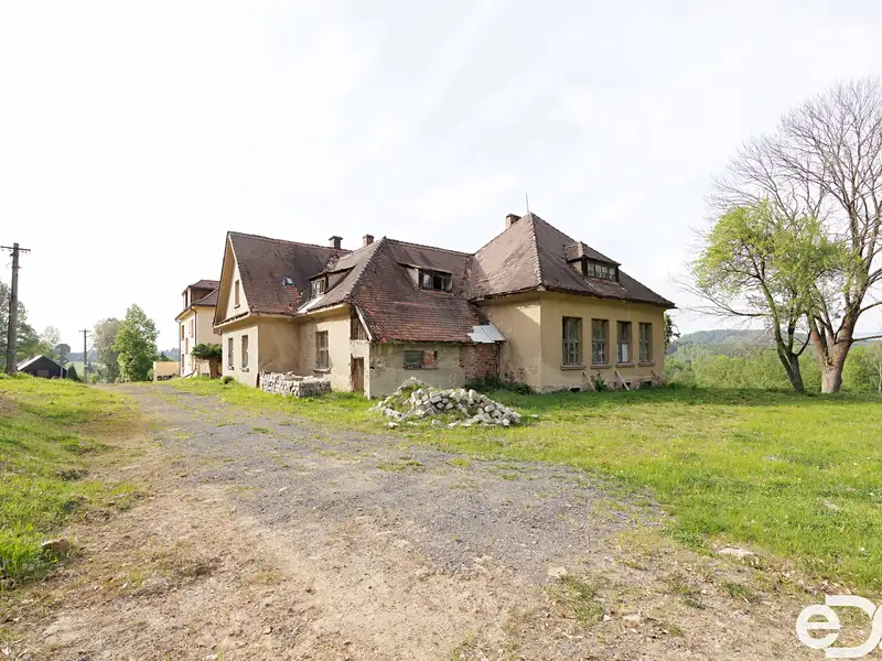 Prodej rodinného domu 279 m², pozemek 4815 m², Ralsko – náhled fotky 3